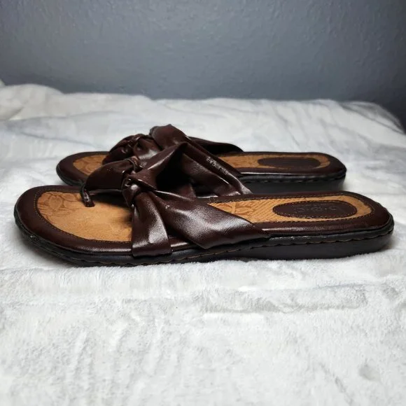 b.o.c. Brown Leather Cork Footbed Sandals - Size 8 - Picture 2 of 12